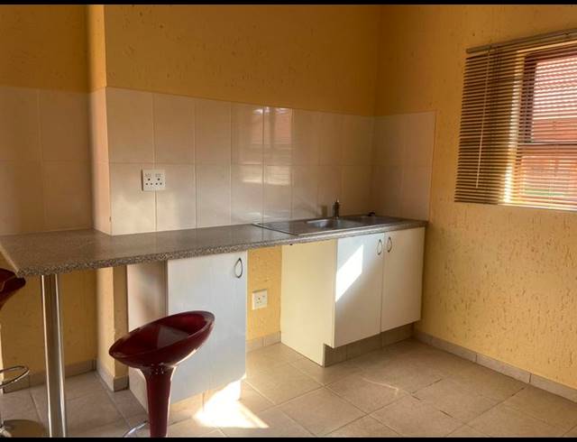 3 BEDROOM PROPERTY TO RENT IN AMOROSA